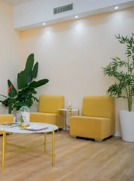 recepcion-2-clinica-dental-en-ciudad-lineal-servans