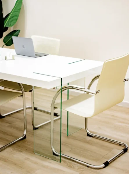sala-de-reuniones-clinica-dental-en-ciudad-lineal-servans